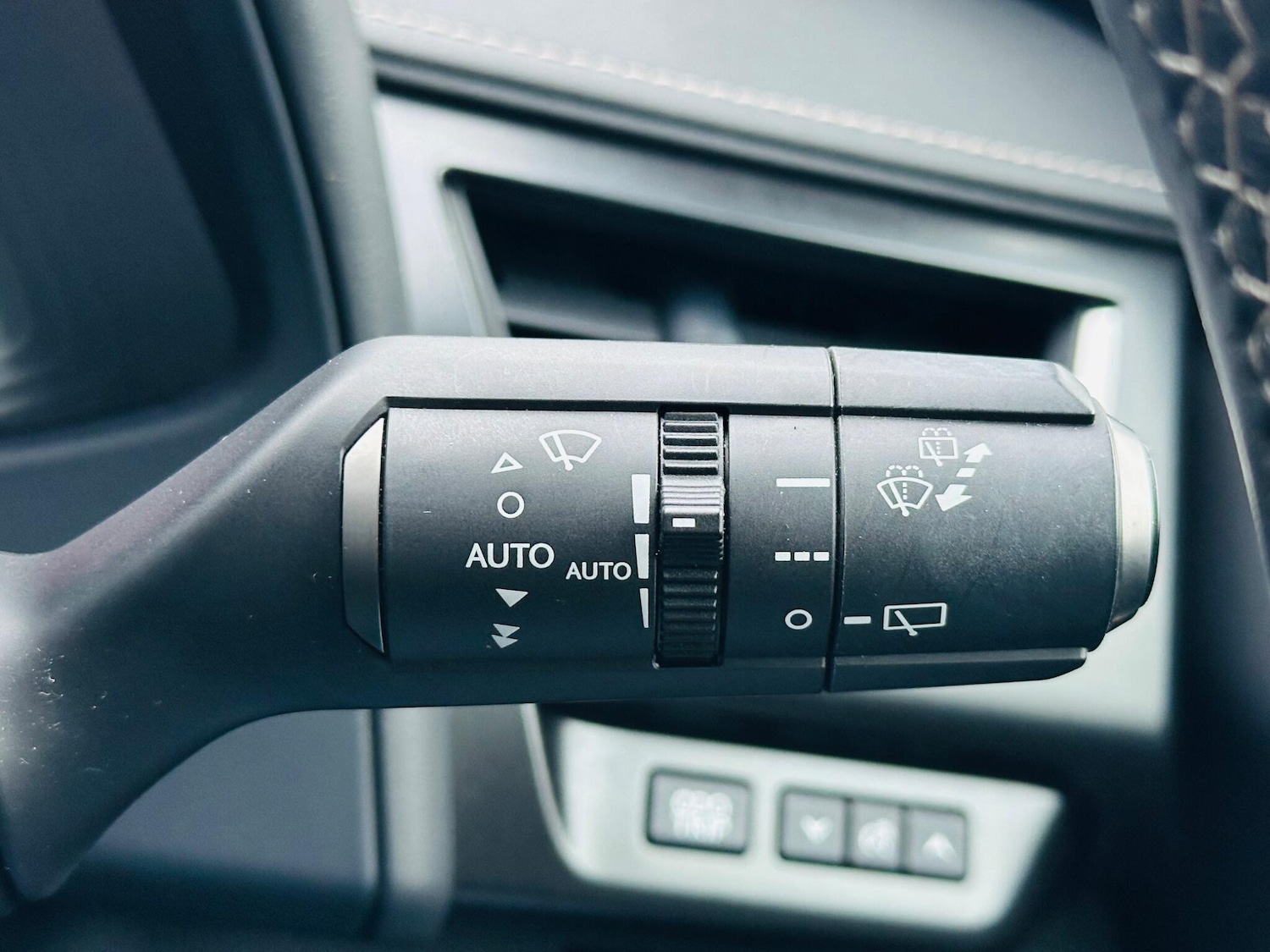 Used Lexus UX 2020 for sale - 77074171: Photo 28