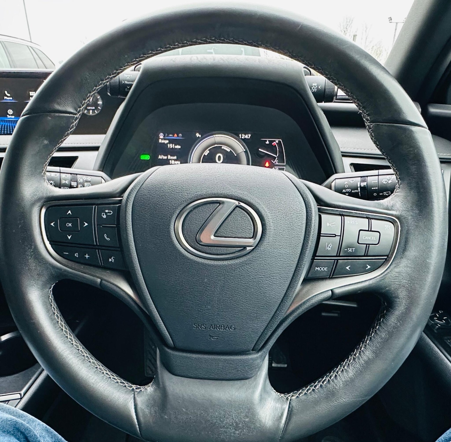 Used Lexus UX 2020 for sale - 77074171: Photo 31