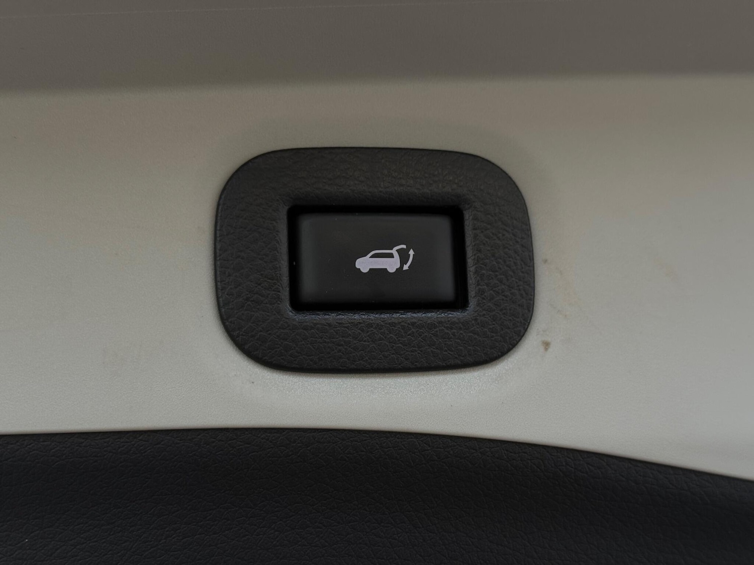 Used Nissan X-Trail 2020 for sale - 77216158: Photo 34