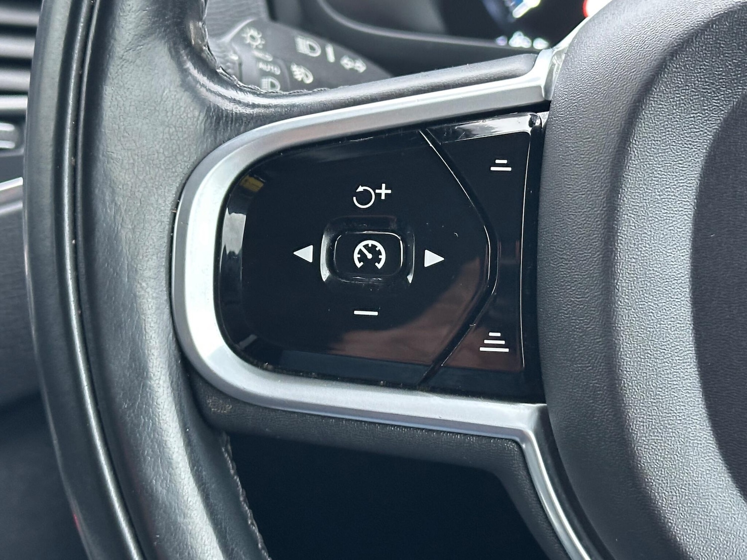 Used Volvo XC90 2018 for sale - 78006315: Photo 26