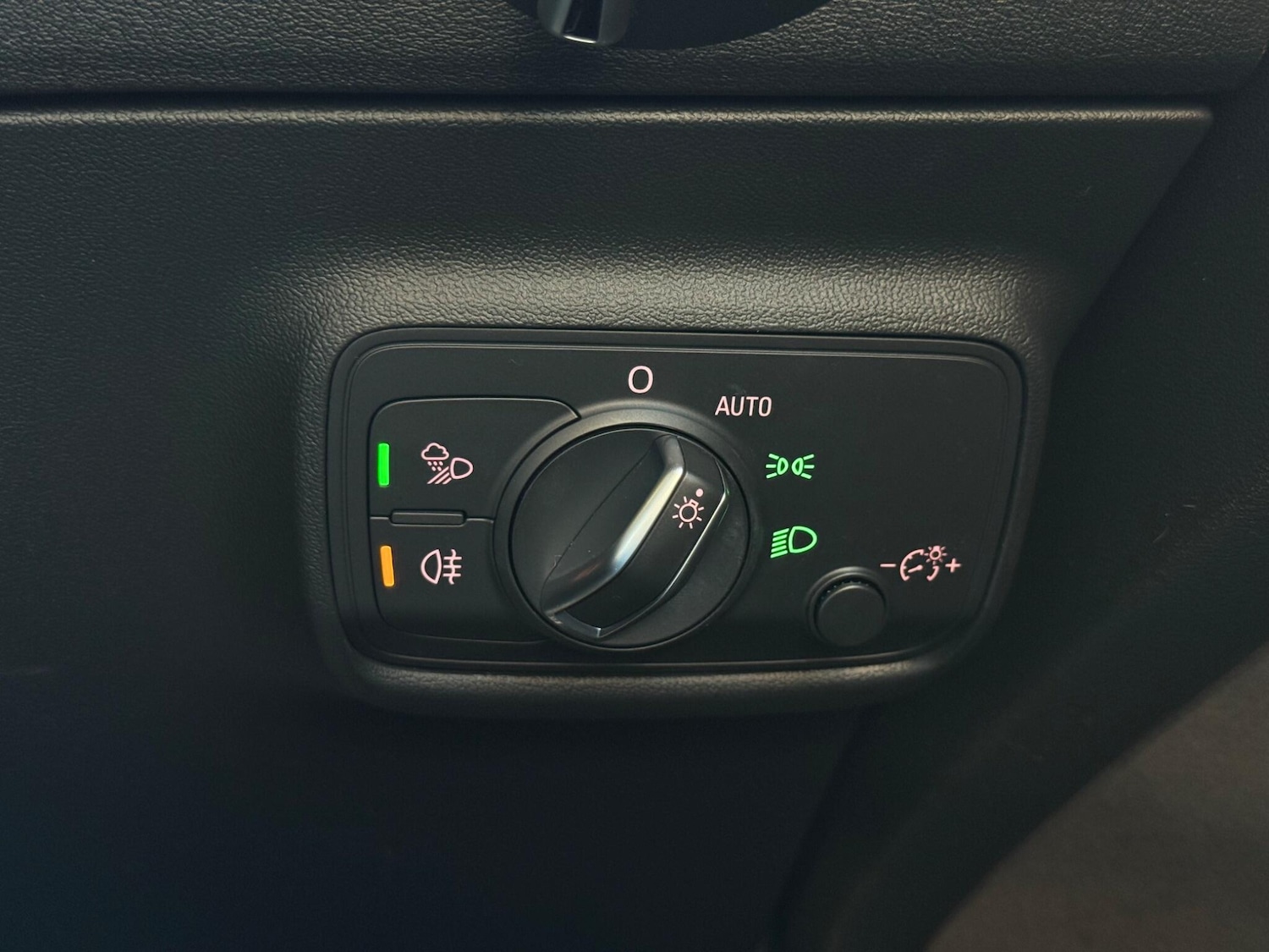 Used Audi TT 2018 for sale - 76997587: Photo 13