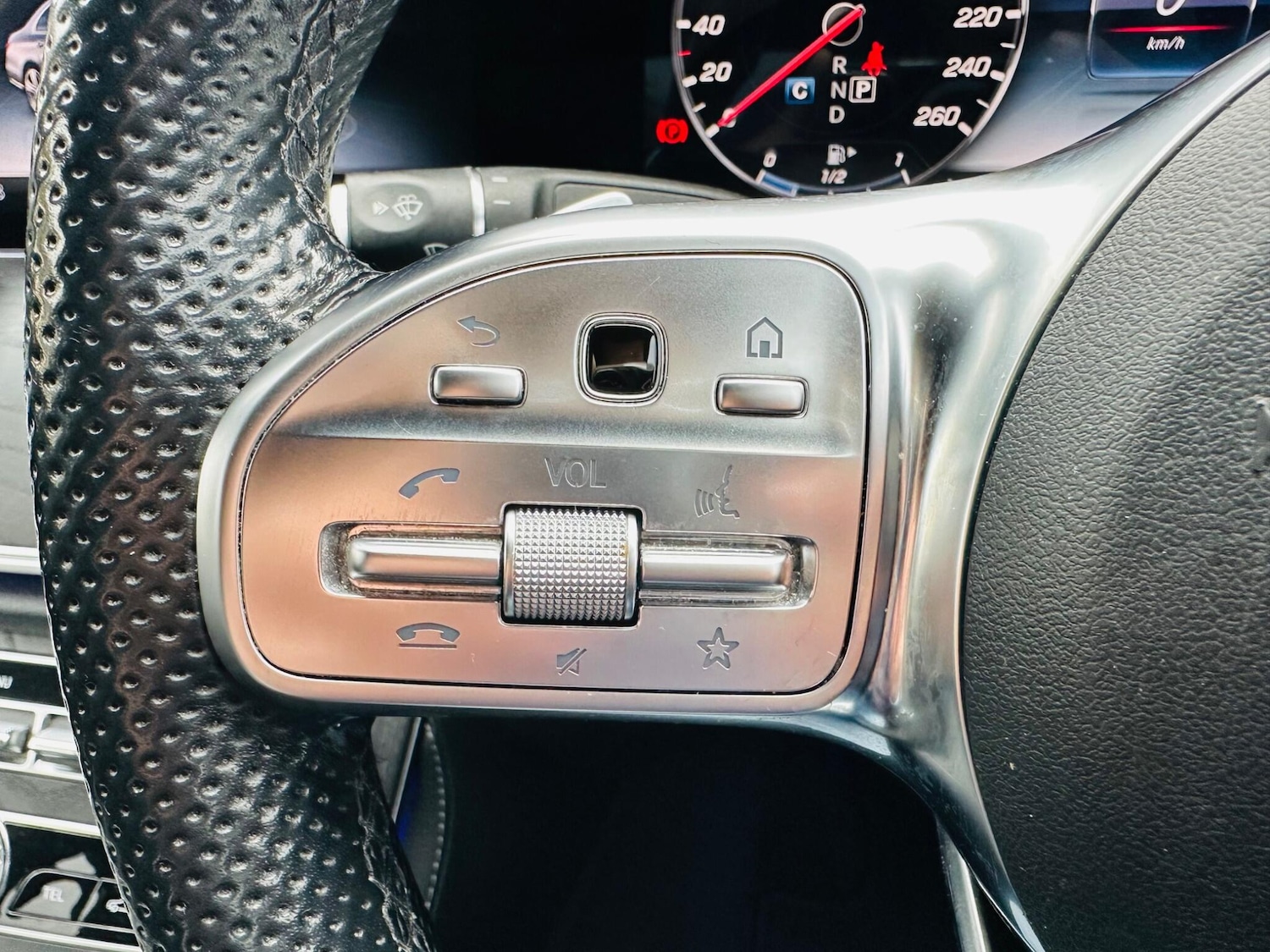 Used Mercedes-Benz E Class 2019 for sale - 76389018: Photo 23