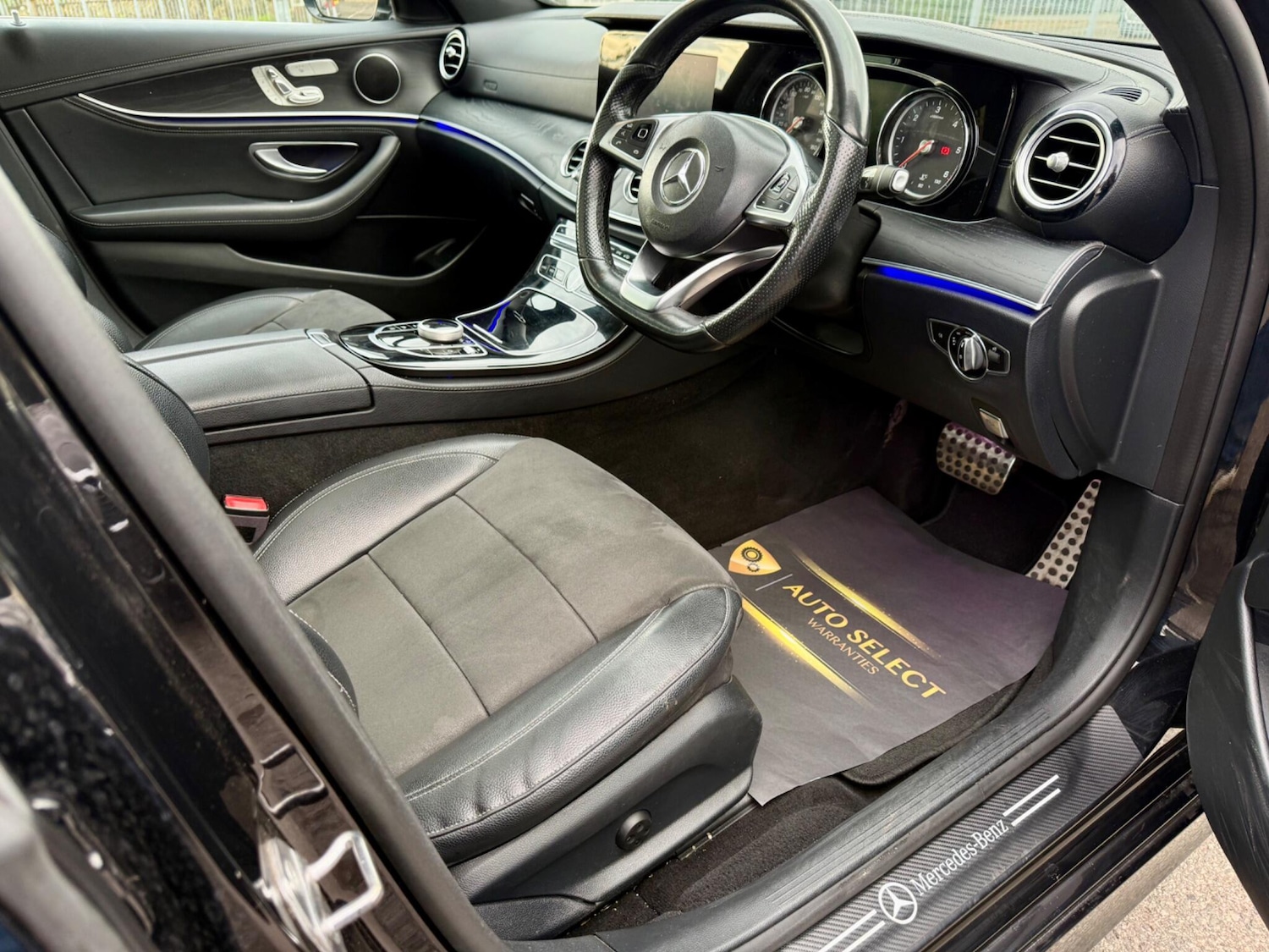 Used Mercedes-Benz E Class 2017 for sale - 77040771: Photo 13