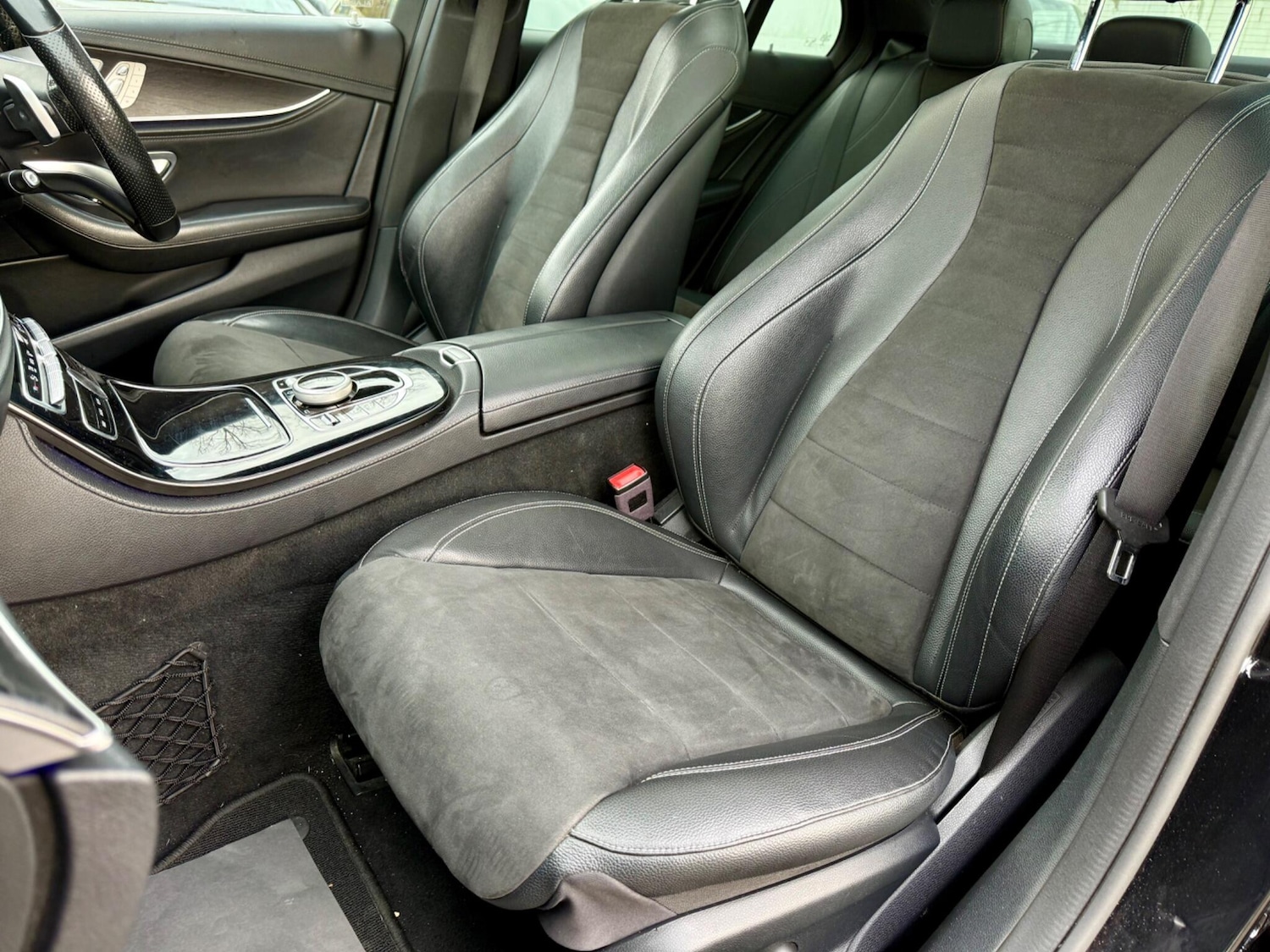 Used Mercedes-Benz E Class 2017 for sale - 77040771: Photo 16