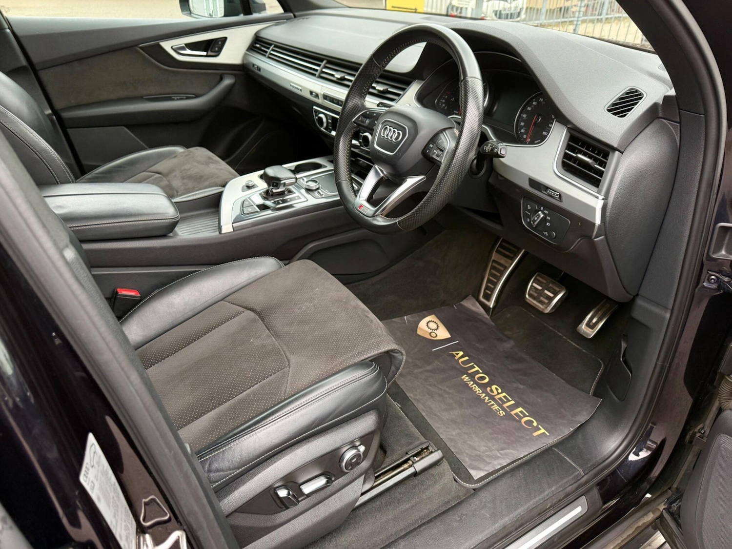 Used Audi Q7 2019 for sale - 76689079: Photo 12