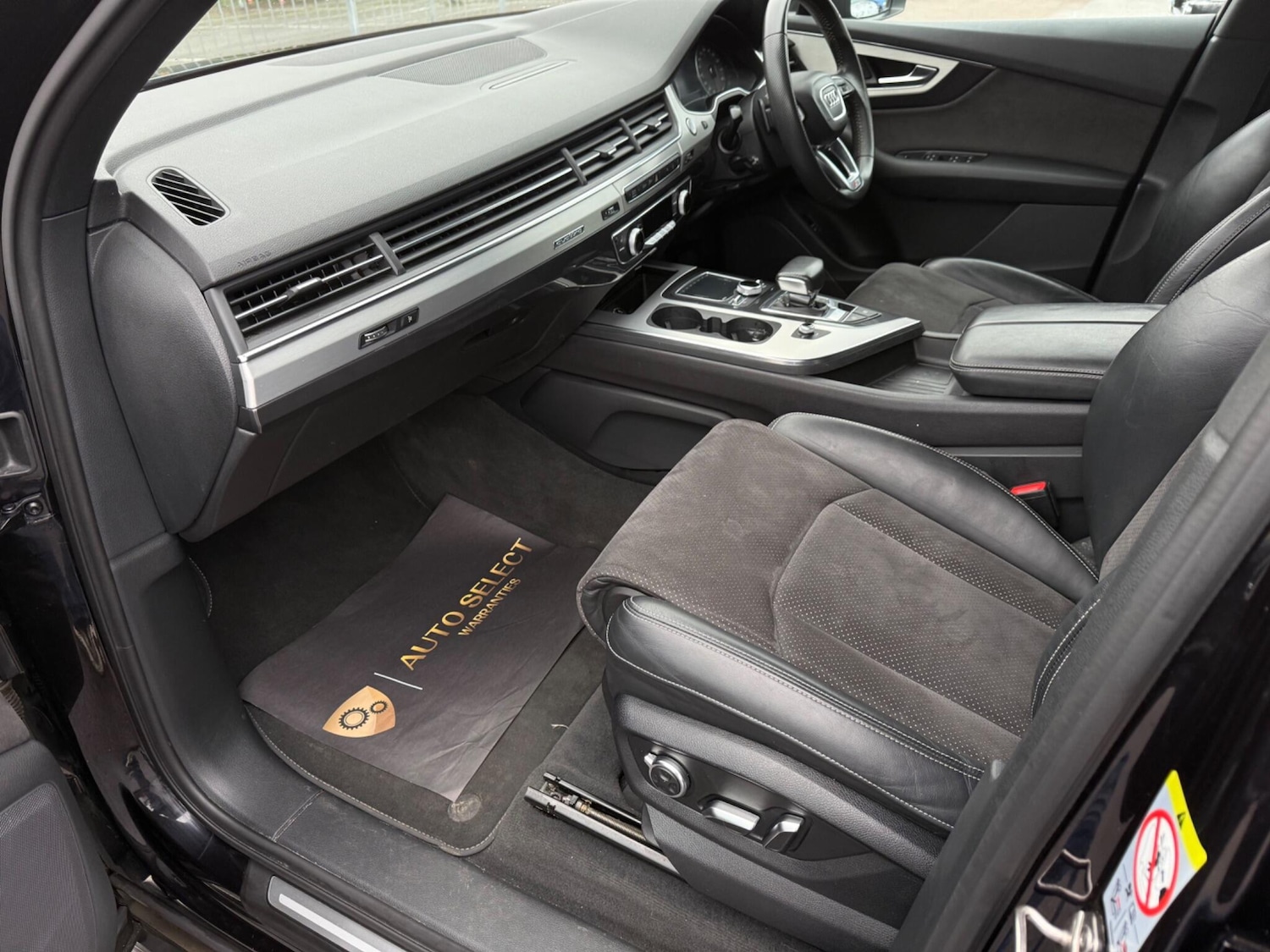 Used Audi Q7 2019 for sale - 76689079: Photo 13