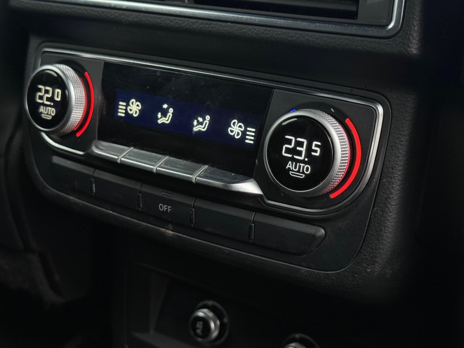 Used Audi Q7 2019 for sale - 76689079: Photo 32