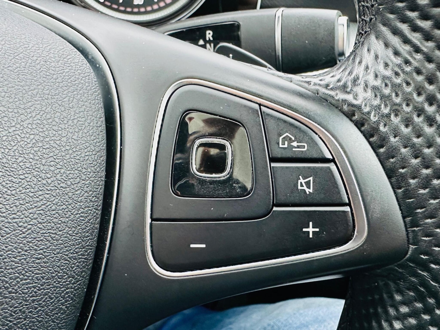 Used Mercedes-Benz E Class for sale - 77484474: Photo 25