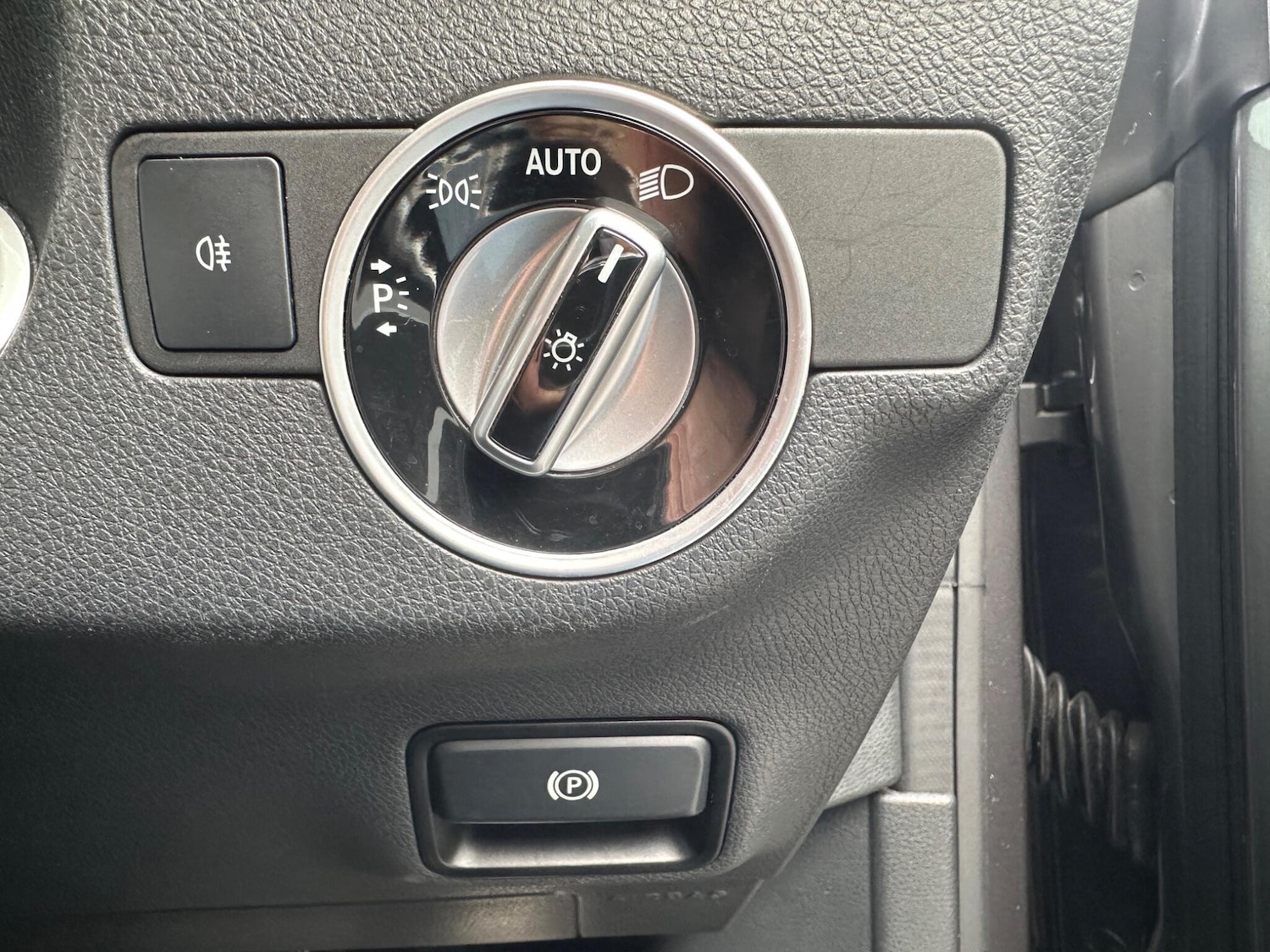 Used Mercedes-Benz CLA 2016 for sale - 76337036: Photo 31