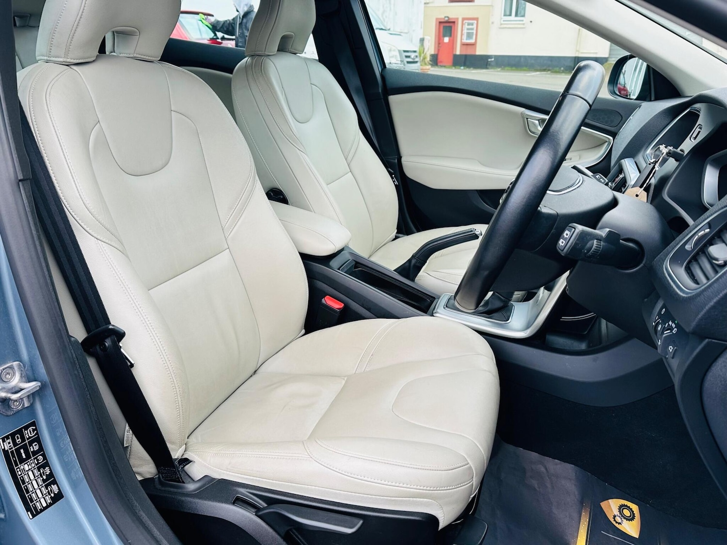 Used Volvo V40 2016 for sale - 77386219: Photo 13