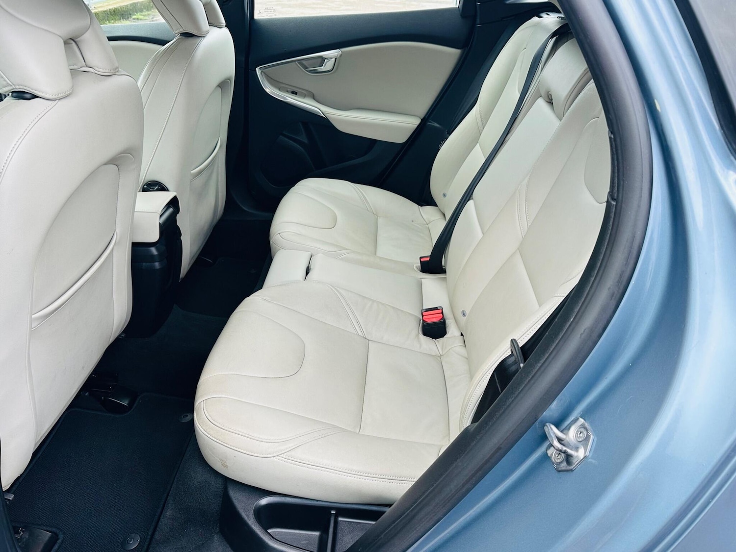 Used Volvo V40 2016 for sale - 77386219: Photo 32