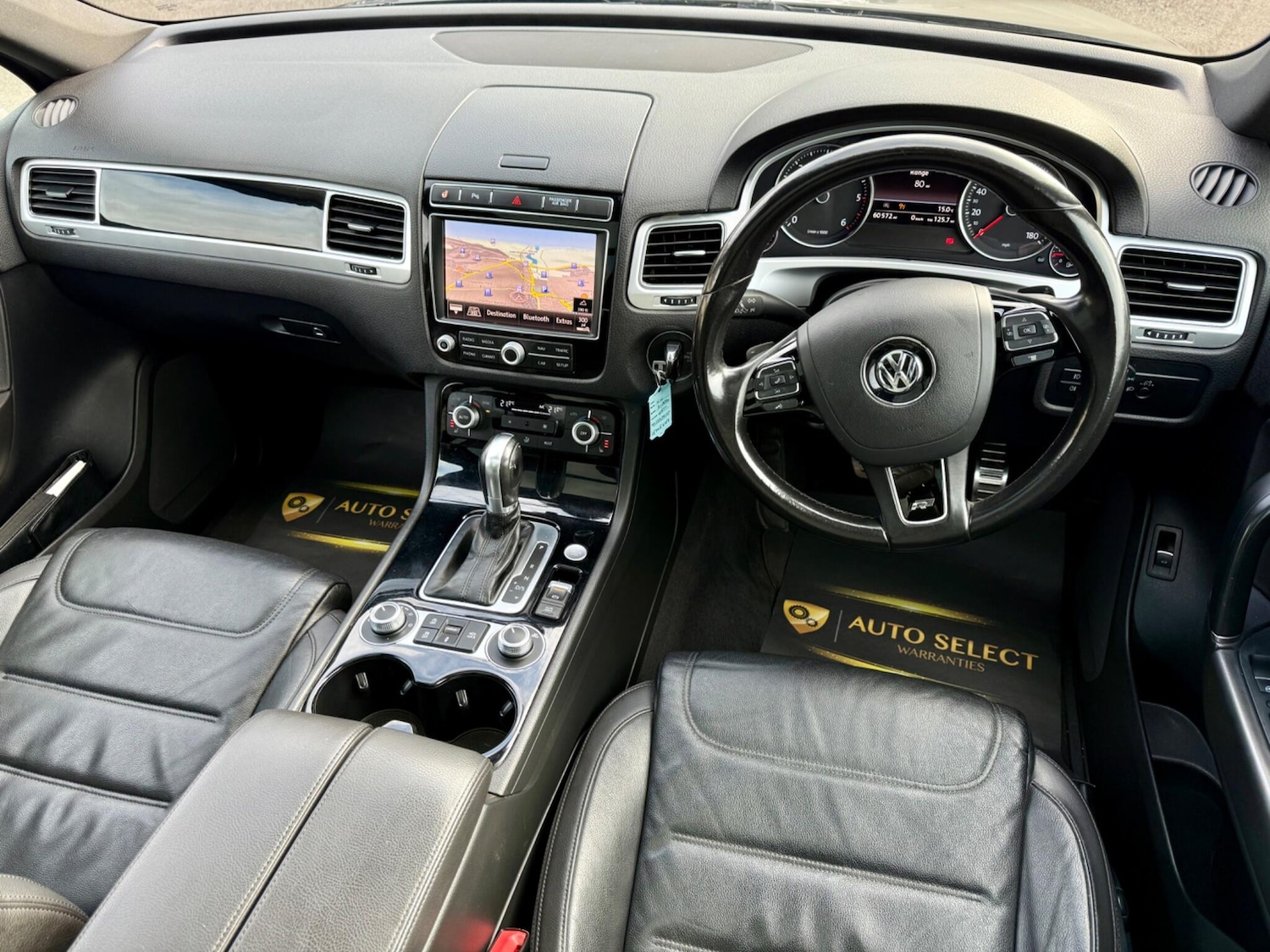 Used Volkswagen Touareg 2015 for sale - 76562425: Photo 12