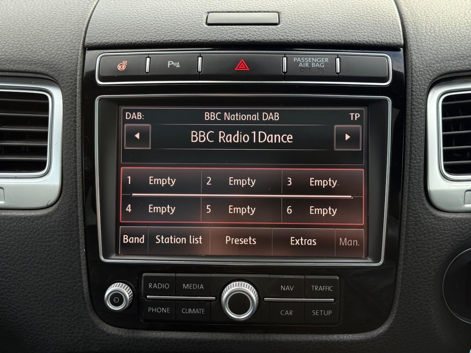 Used Volkswagen Touareg 2015 for sale - 76562425: Photo 21