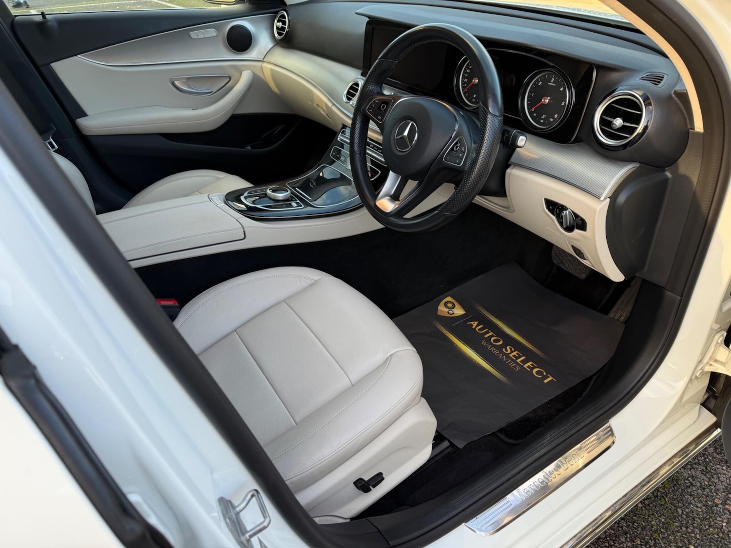 Used Mercedes-Benz E Class 2018 for sale - 76771828: Photo 12