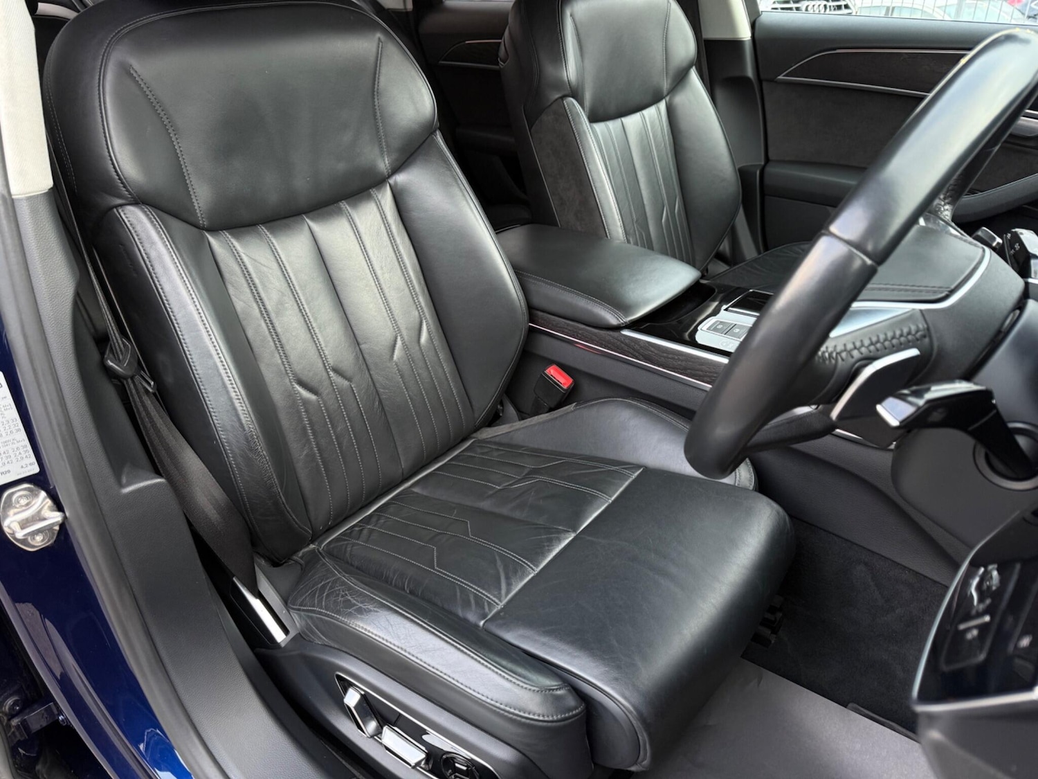 Used Audi A8 2018 for sale - 76440357: Photo 15