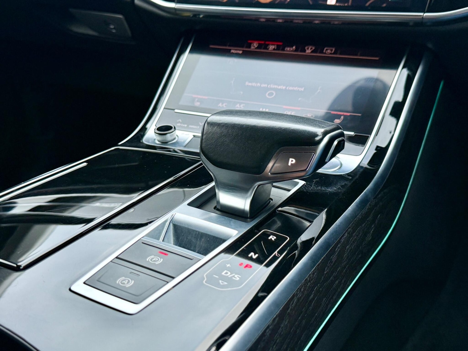 Used Audi A8 2018 for sale - 76440357: Photo 19