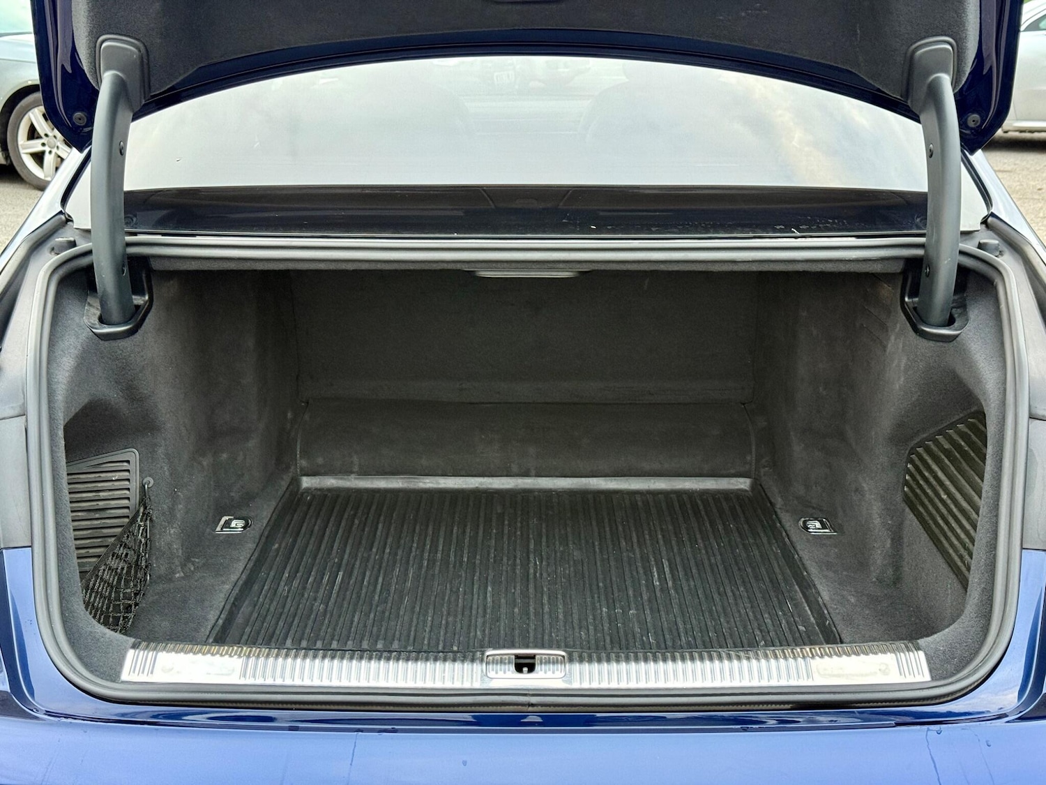 Used Audi A8 2018 for sale - 76440357: Photo 44