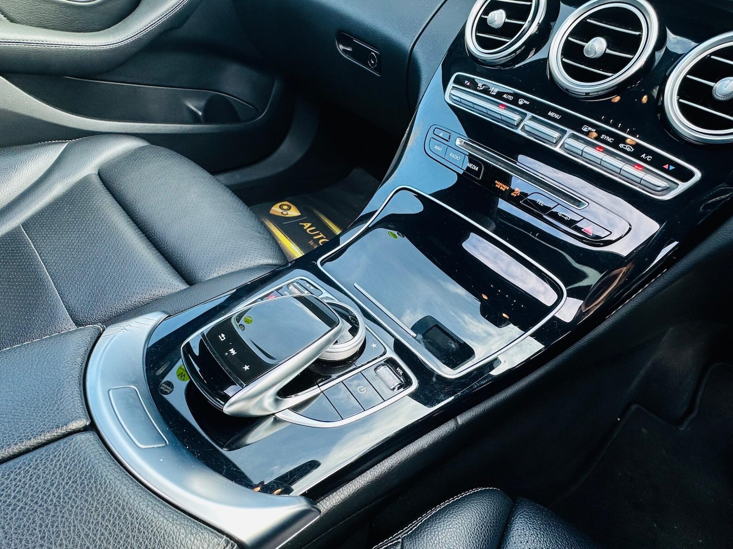 Used Mercedes-Benz C Class 2016 for sale - 77345392: Photo 15