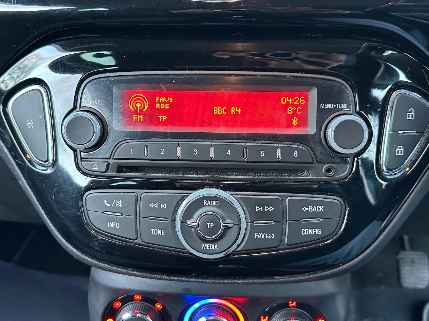 Used Vauxhall ADAM 2016 for sale - 76752655: Photo 16