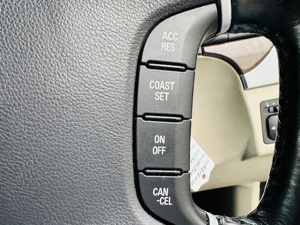 Used Mitsubishi Shogun 2016 for sale - 75600393: Photo 24