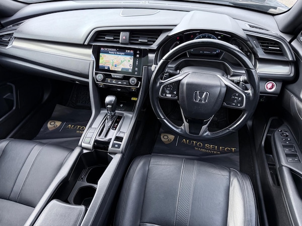 Used Honda Civic 2018 for sale - 74173373: Photo 13