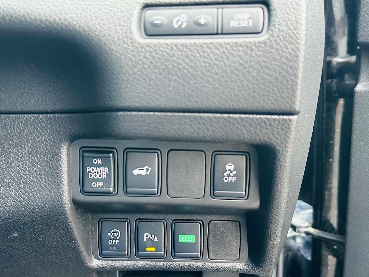 Used Nissan X-Trail 2017 for sale - 77060217: Photo 27