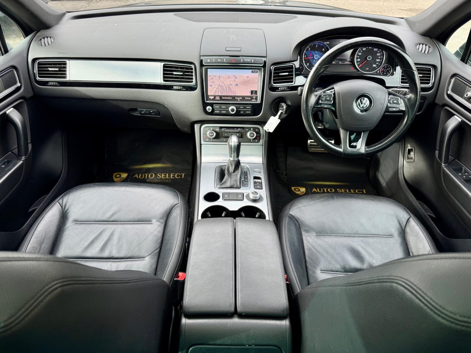 Used Volkswagen Touareg 2015 for sale - 76408826: Photo 11