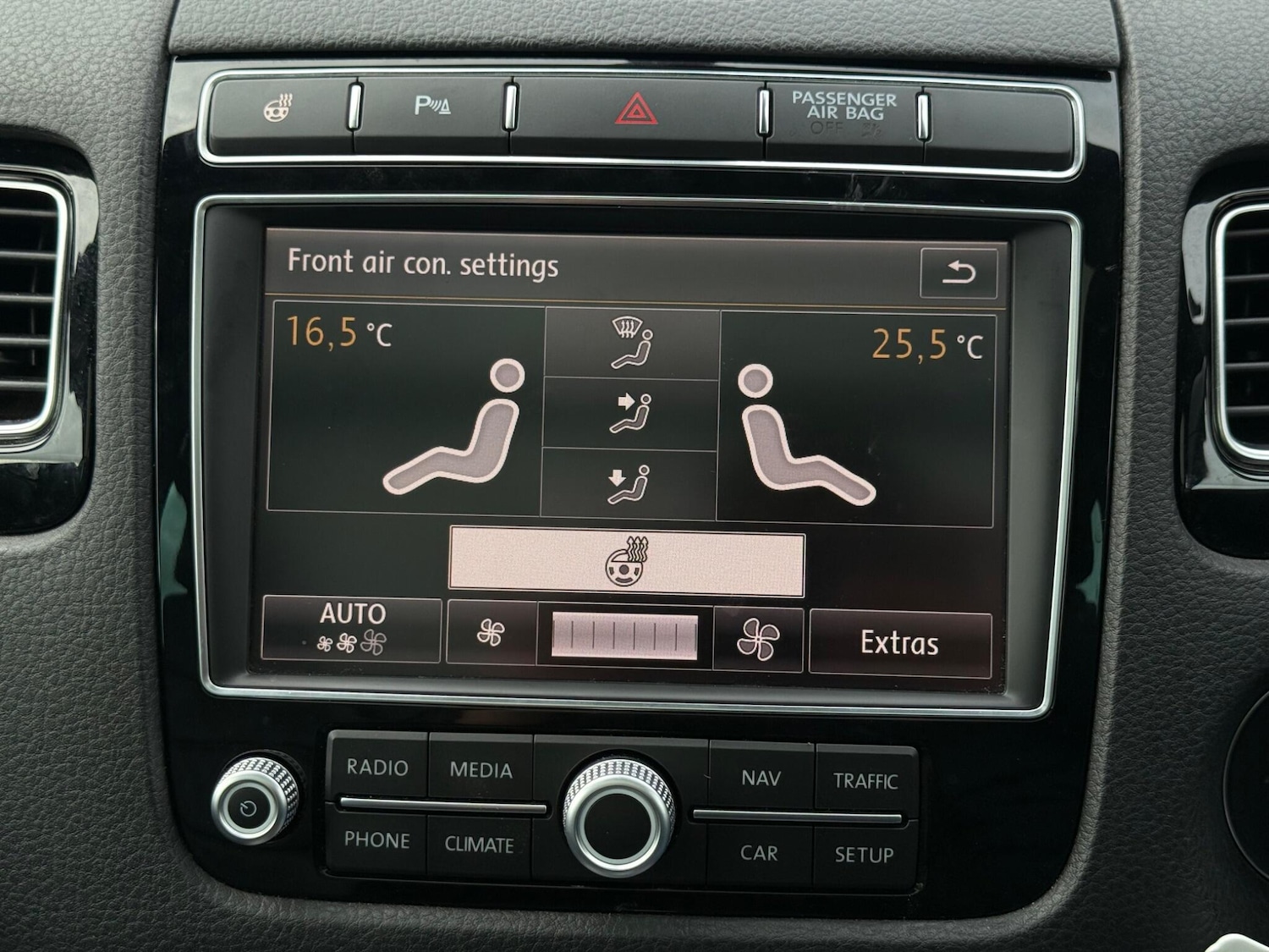 Used Volkswagen Touareg 2015 for sale - 76408826: Photo 21