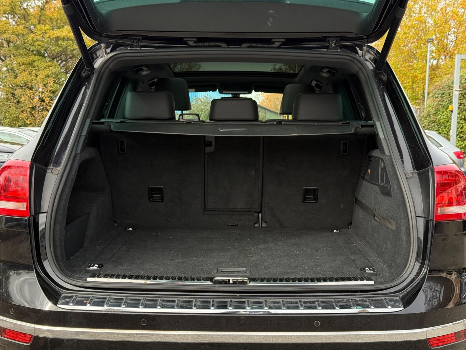 Used Volkswagen Touareg 2015 for sale - 76408826: Photo 37