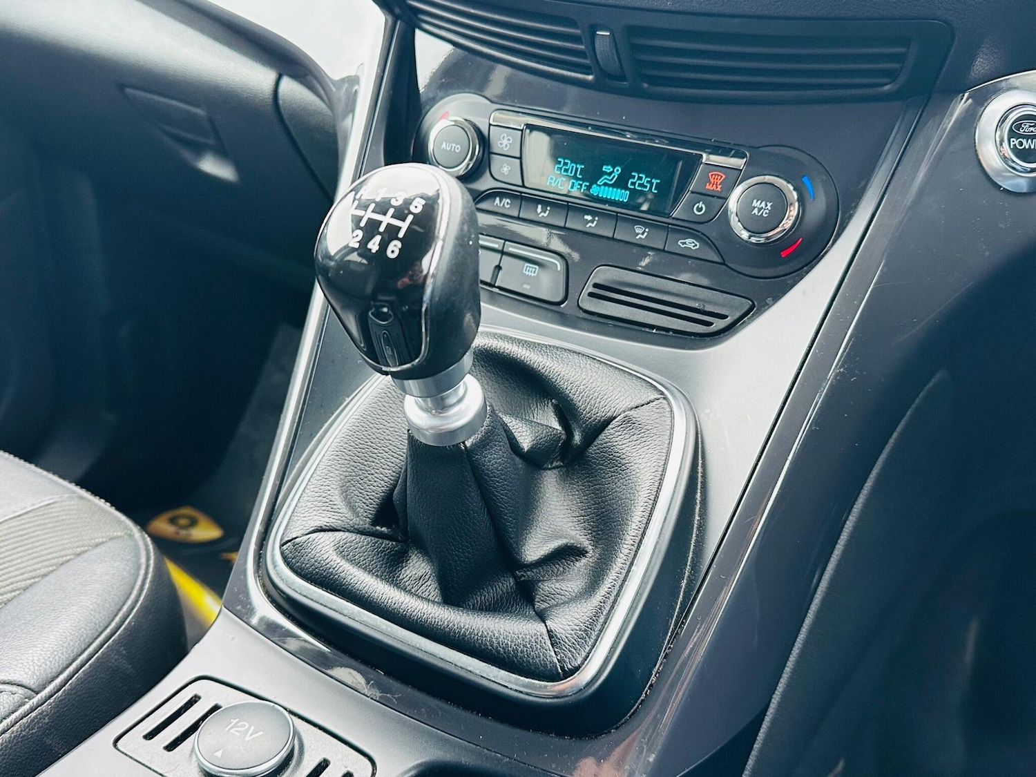 Used Ford Kuga 2013 for sale - 77101754: Photo 15