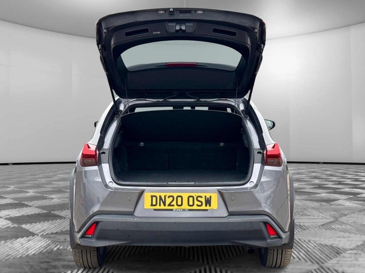 Used Lexus UX 2020 for sale - 77798935: Photo 10