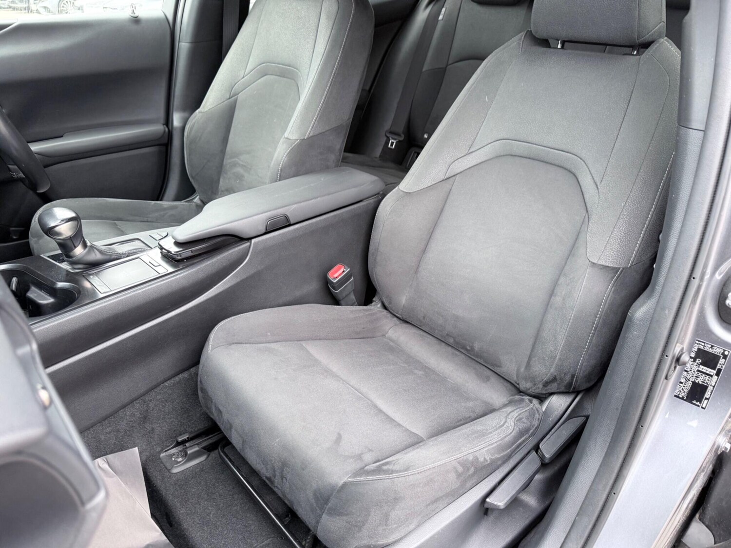 Used Lexus UX 2020 for sale - 77798935: Photo 16