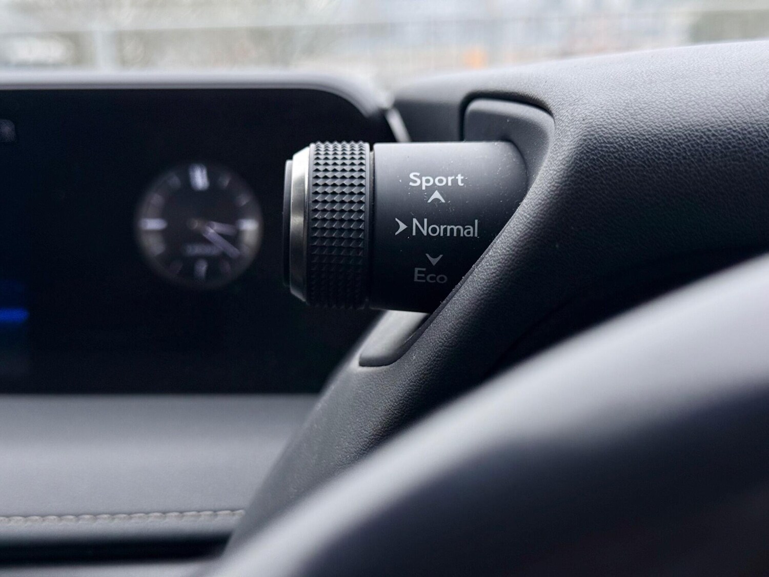 Used Lexus UX 2020 for sale - 77798935: Photo 25