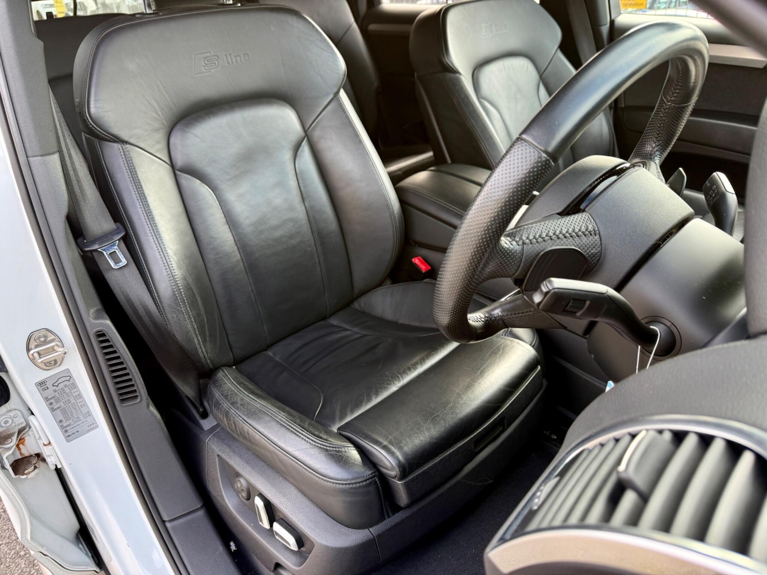 Used Audi Q7 2014 for sale - 78086871: Photo 12