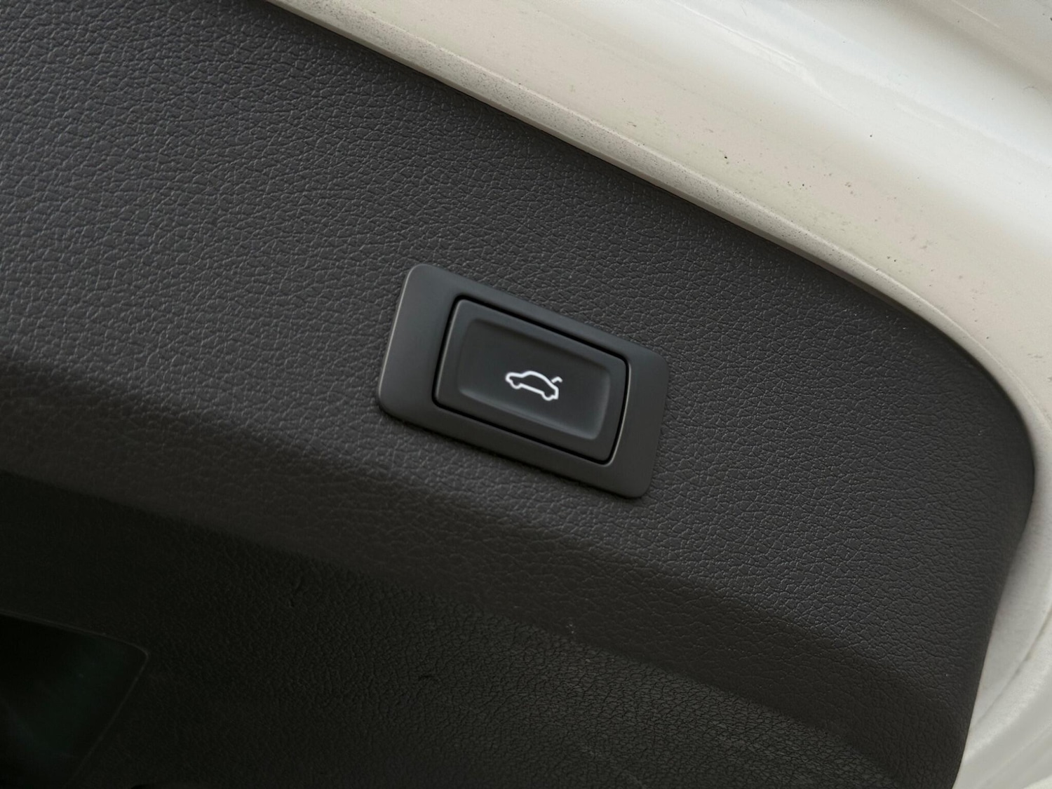 Used Audi Q7 2014 for sale - 78086871: Photo 18