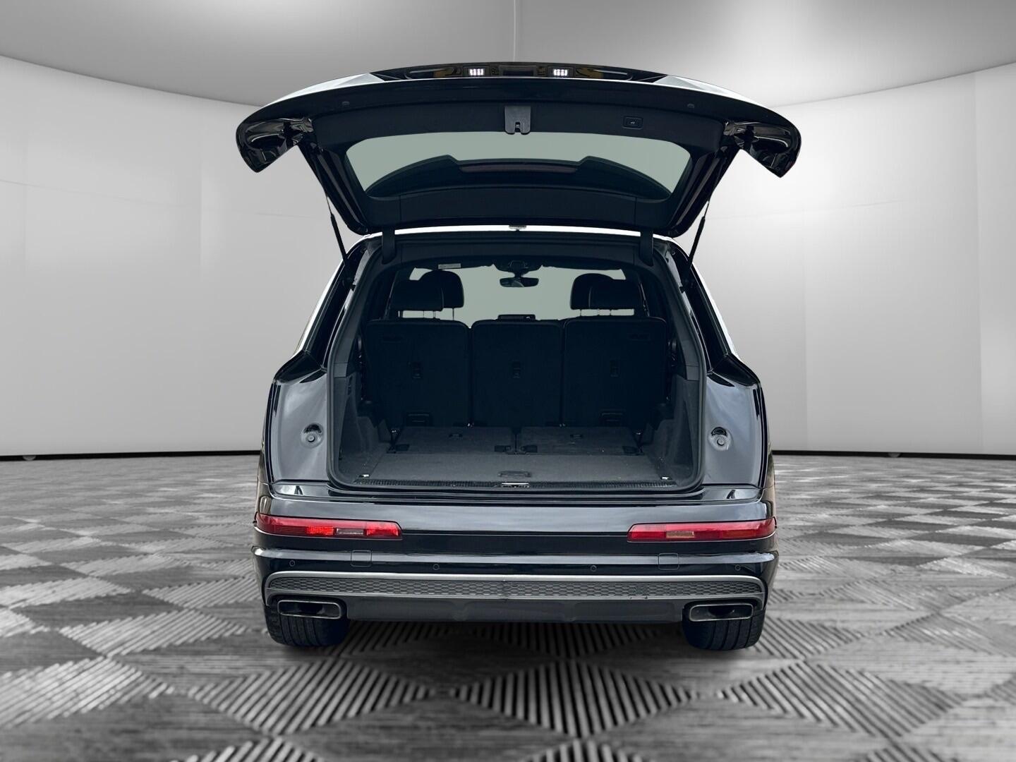 Used Audi Q7 2016 for sale - 76512989: Photo 10