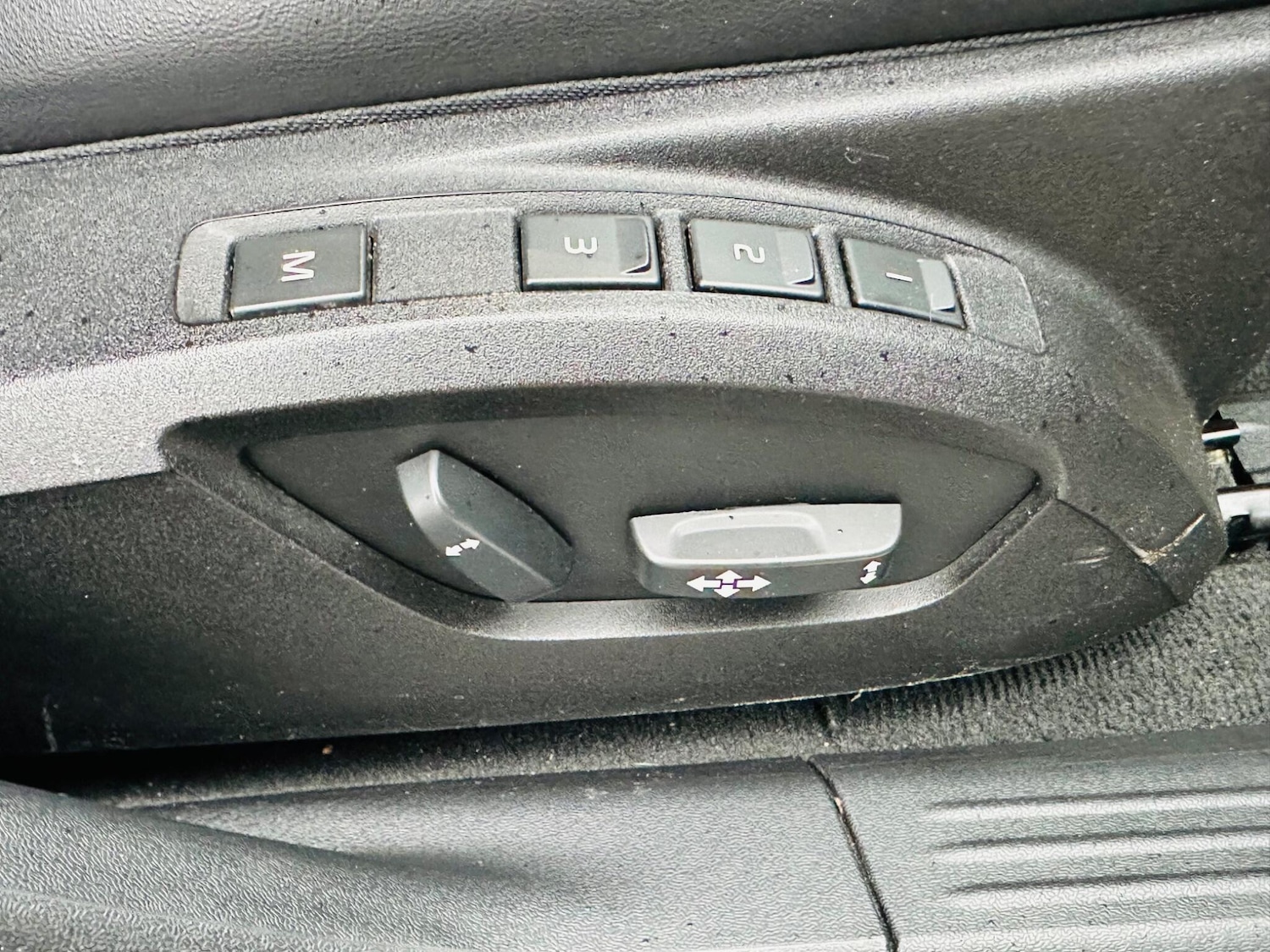 Used Volvo V40 2019 for sale - 77386681: Photo 15