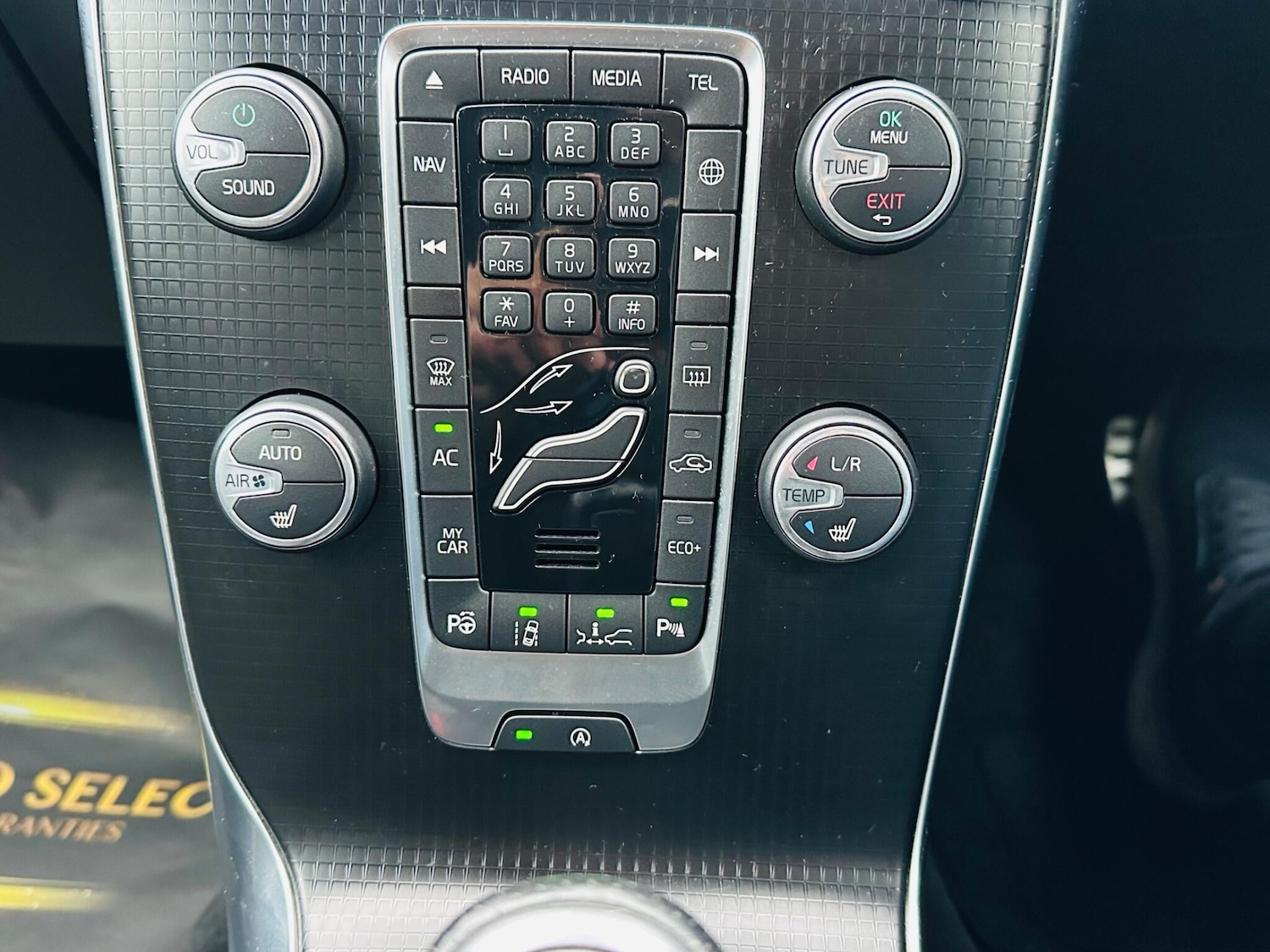 Used Volvo V40 2019 for sale - 77386681: Photo 18