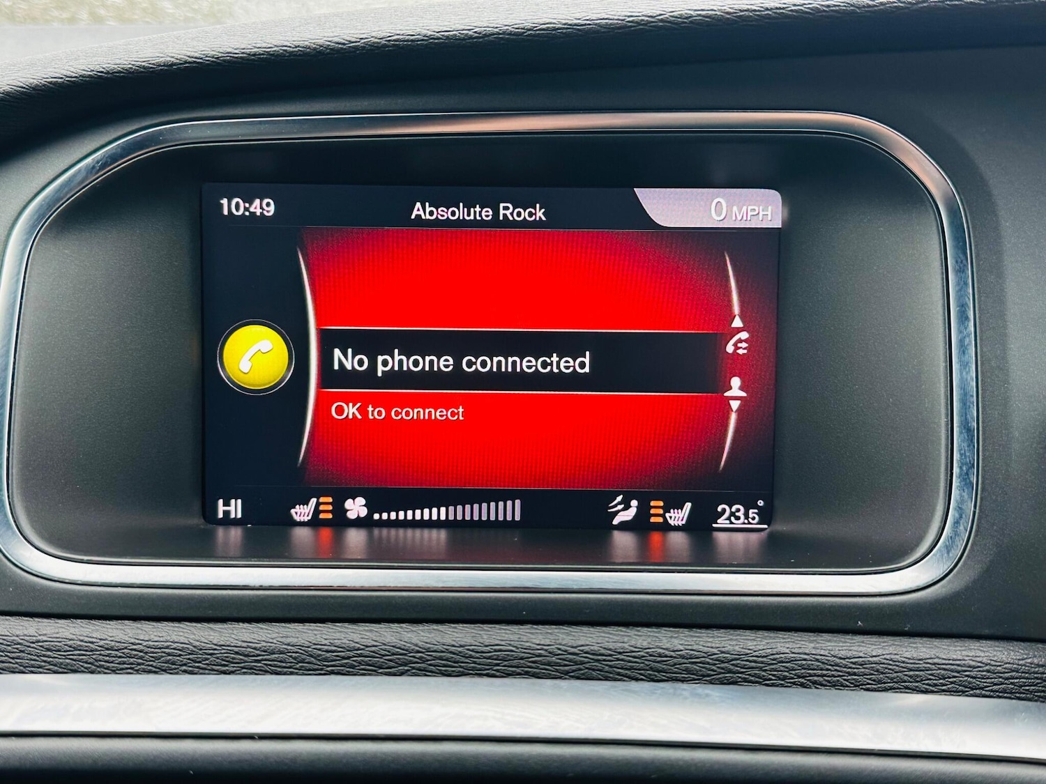 Used Volvo V40 2019 for sale - 77386681: Photo 21