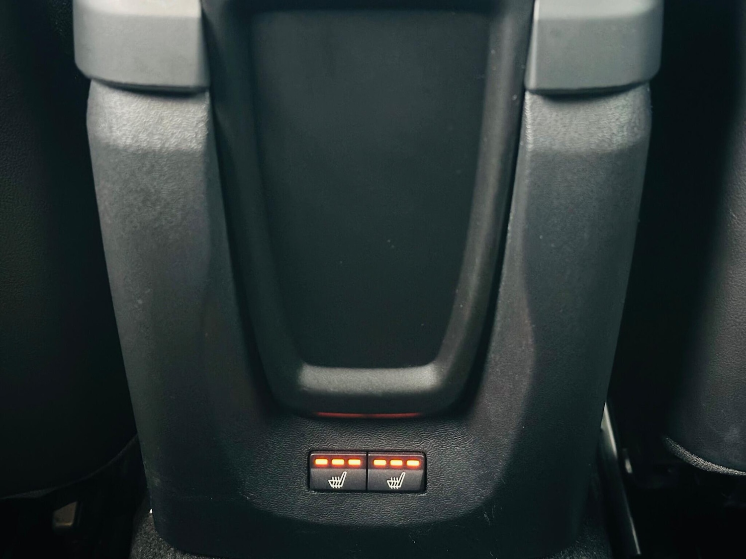 Used Volvo V40 2019 for sale - 77386681: Photo 33