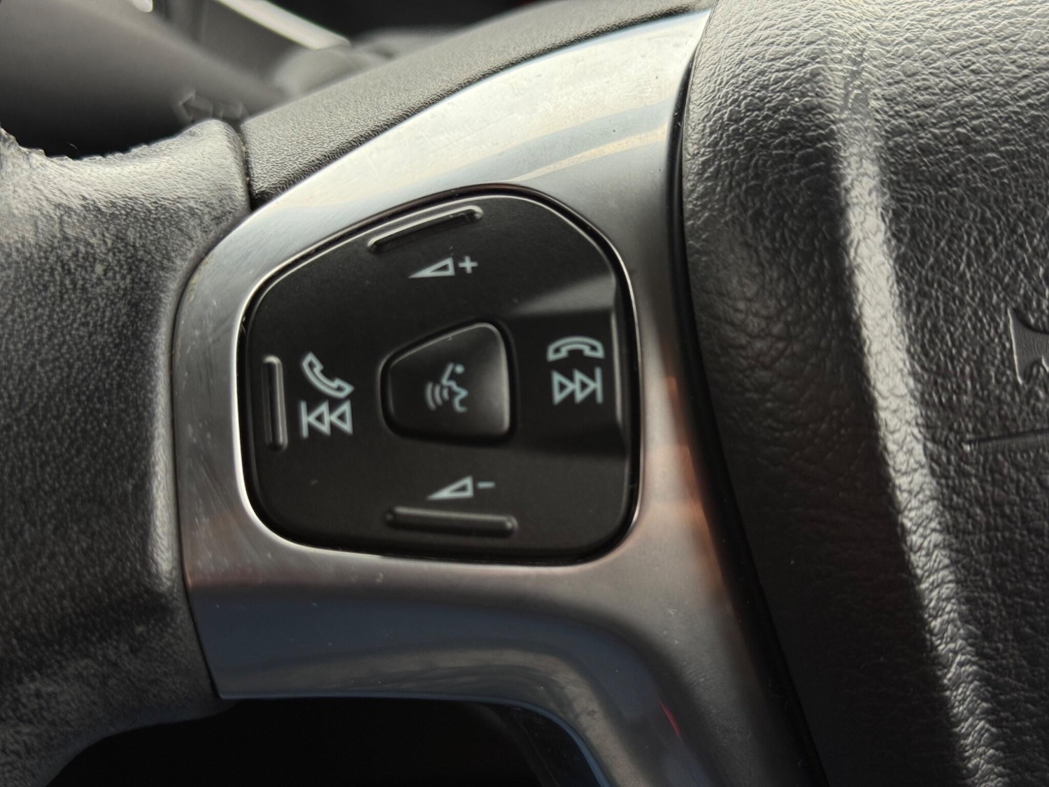 Used Ford Ecosport 2016 for sale - 76360781: Photo 23