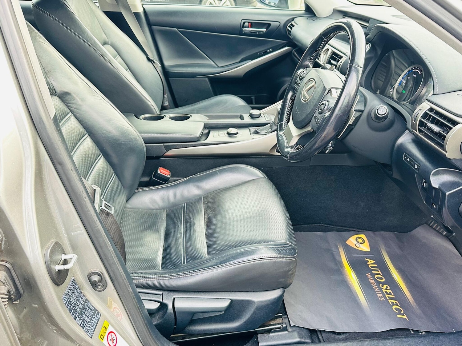 Used Lexus IS 2015 for sale - 76824174: Photo 11