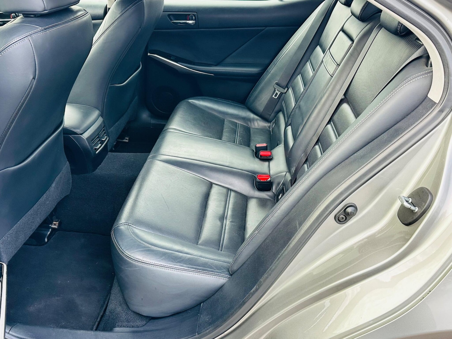 Used Lexus IS 2015 for sale - 76824174: Photo 30