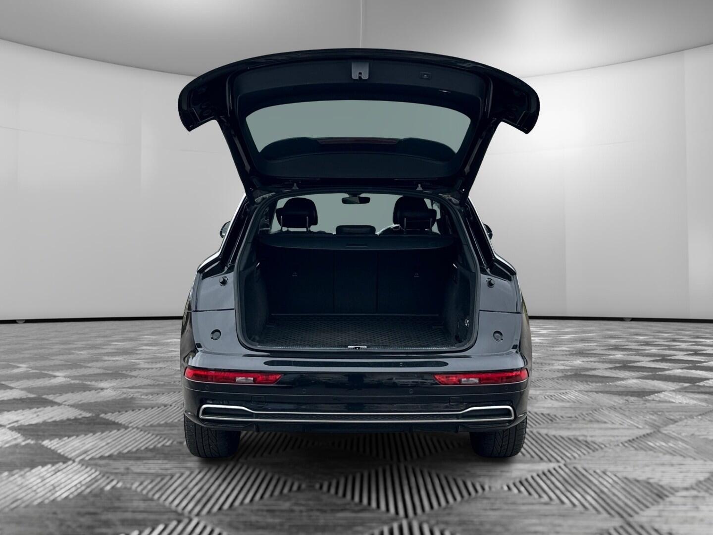 Used Audi Q5 2018 for sale - 78048222: Photo 10