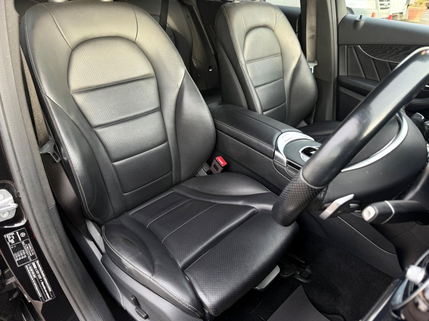 Used Mercedes-Benz GLC 2018 for sale - 77784069: Photo 15