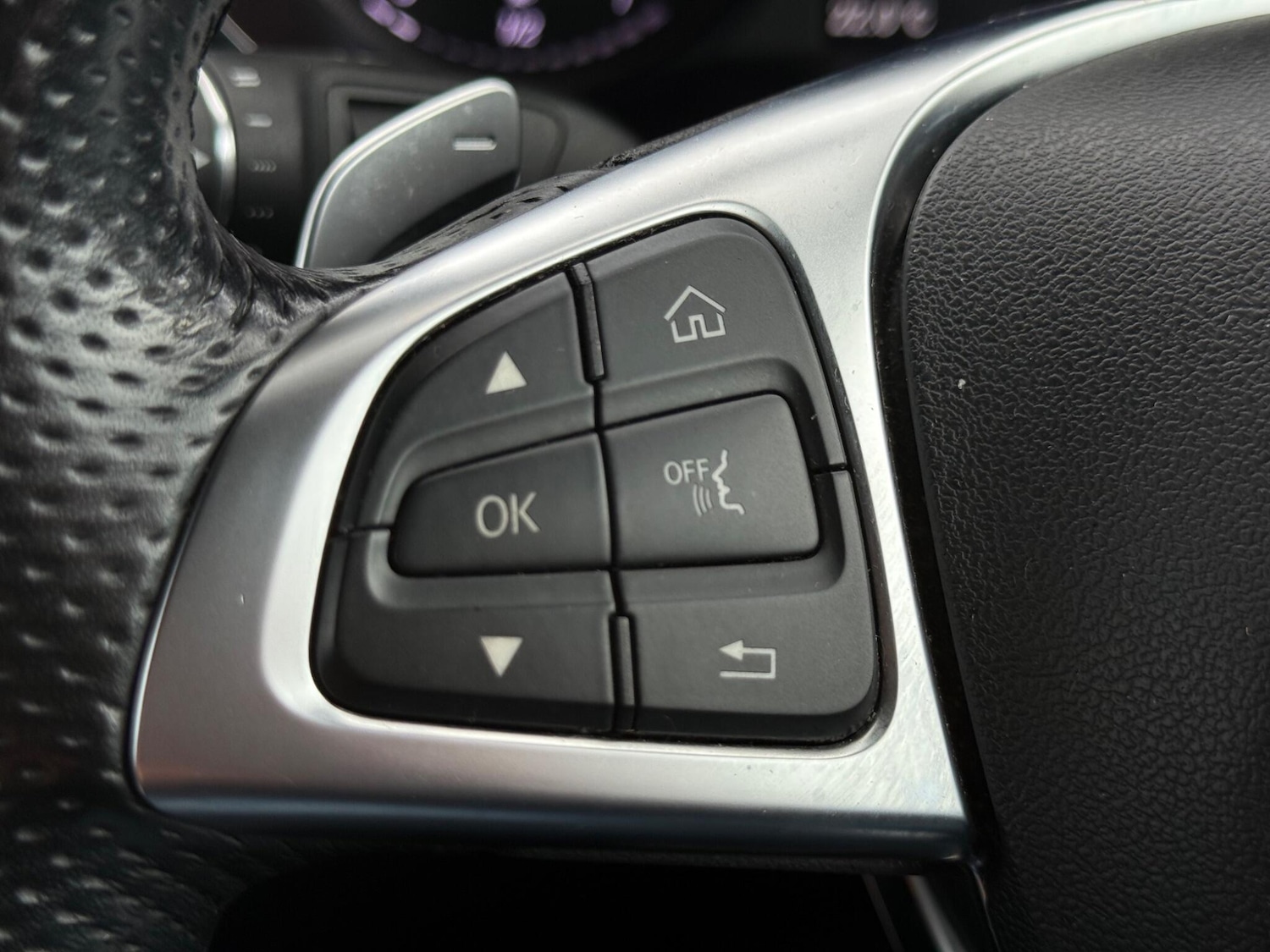 Used Mercedes-Benz GLC 2018 for sale - 77784069: Photo 25