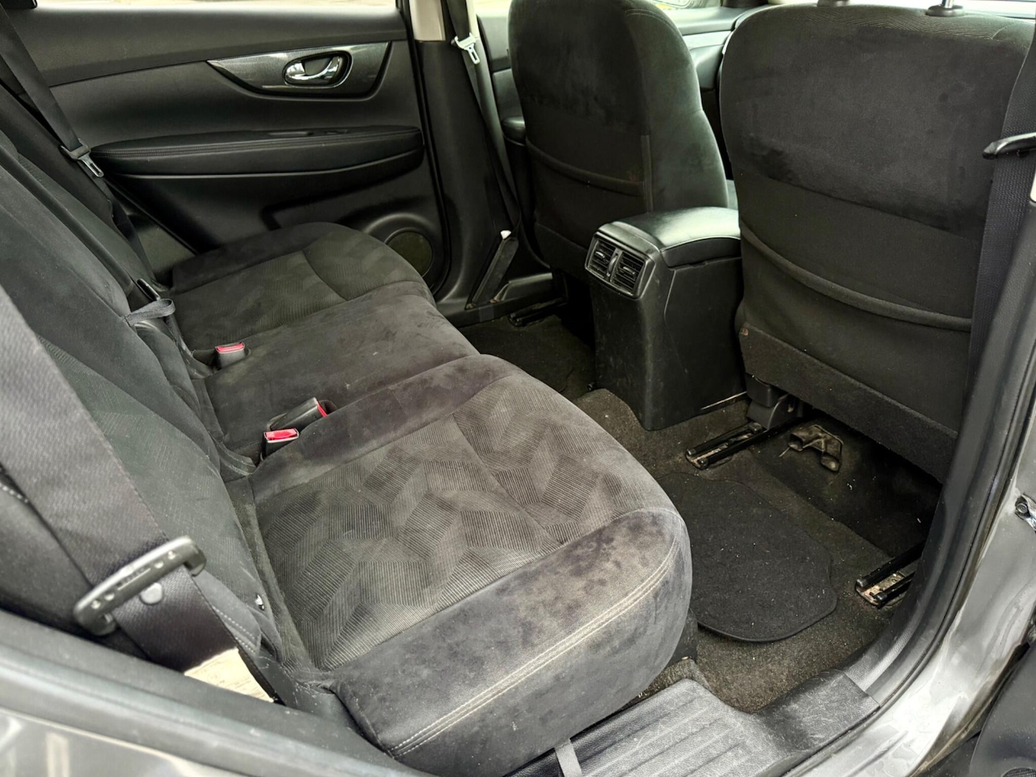 Used Nissan X-Trail 2017 for sale - 76597143: Photo 24