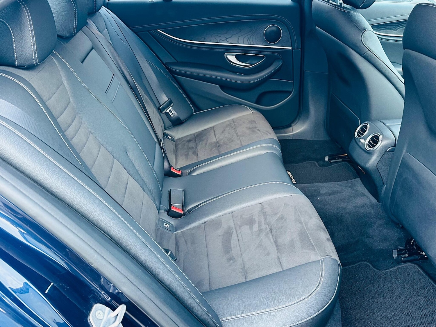 Used Mercedes-Benz E Class 2018 for sale - 77411127: Photo 31