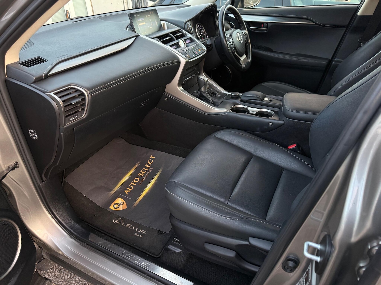 Used Lexus NX 2017 for sale - 77074068: Photo 12