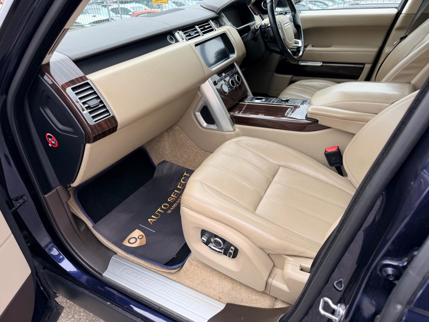 Used Land Rover Range Rover 2017 for sale - 77882783: Photo 14